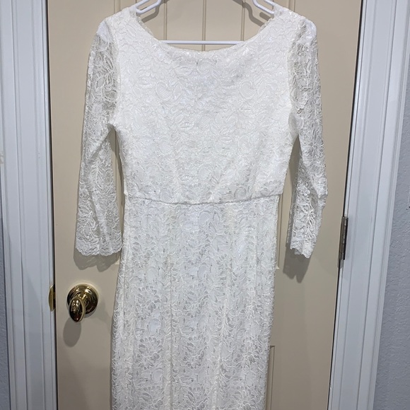 Alice Street White Lace Dress - Picture 2 of 3